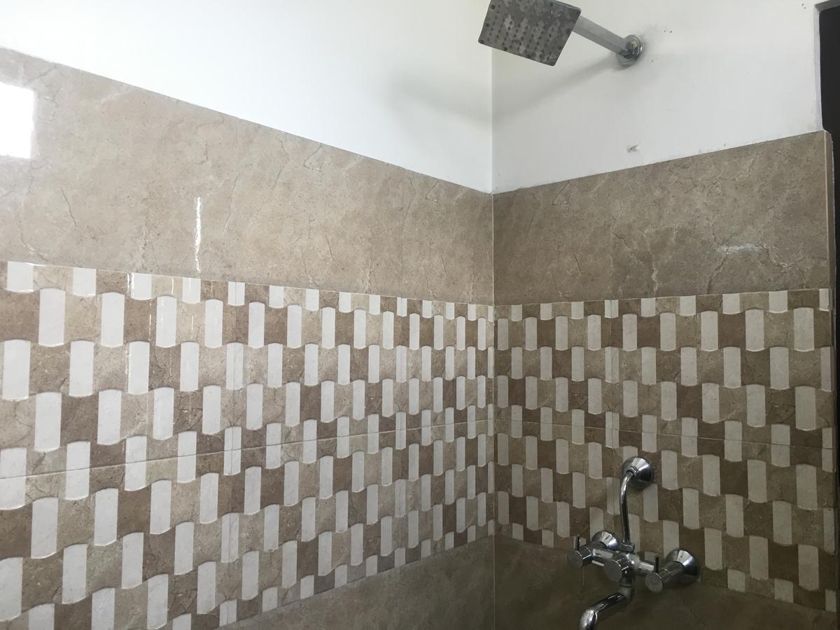 Oyo 12976 Hotel New Fiza Jammu Exterior photo